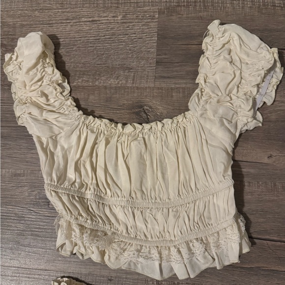 NWOT Cream Ruffled Two-Piece Set - Picture 2 of 6